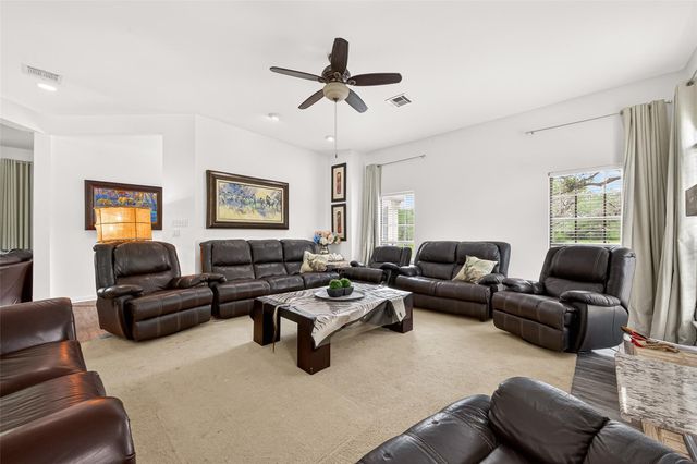 1218 Forest Oak Drive, Altair, TX 77442