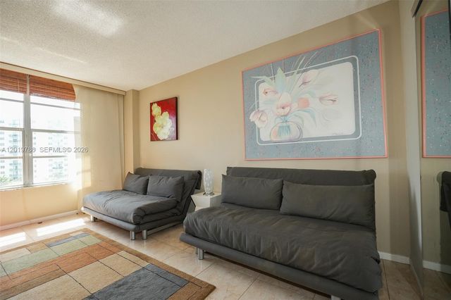 3800 S Ocean Dr 818, Hollywood, FL 33019