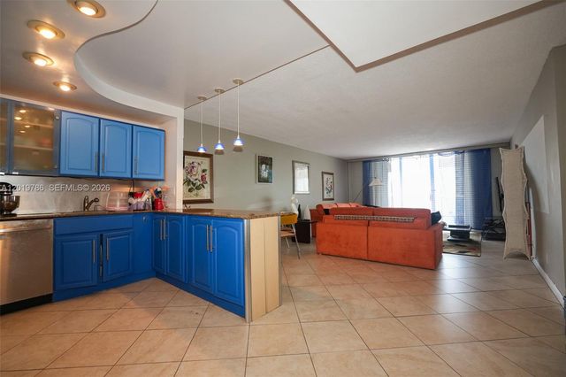 3800 S Ocean Dr 818, Hollywood, FL 33019