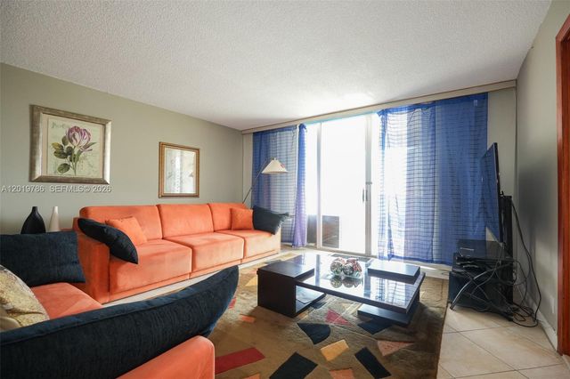 3800 S Ocean Dr 818, Hollywood, FL 33019