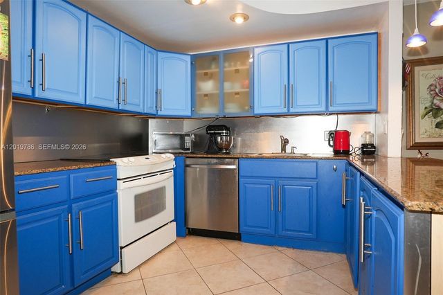 3800 S Ocean Dr 818, Hollywood, FL 33019