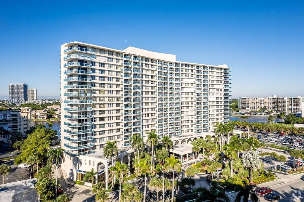 3800 S Ocean Dr 818, Hollywood, FL 33019