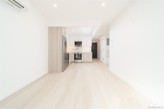 132-55 41 Road 2B, Flushing, NY 11355