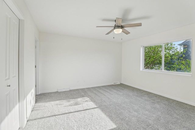 202 Michelle Lane, Cottage Grove, WI 53527