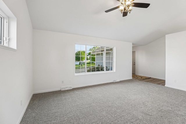 202 Michelle Lane, Cottage Grove, WI 53527