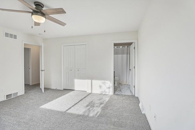 202 Michelle Lane, Cottage Grove, WI 53527