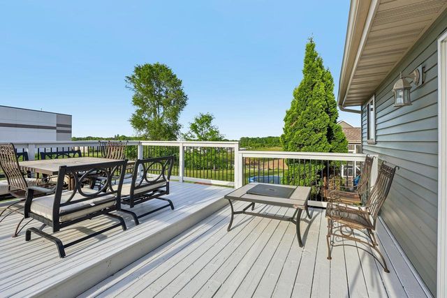 202 Michelle Lane, Cottage Grove, WI 53527