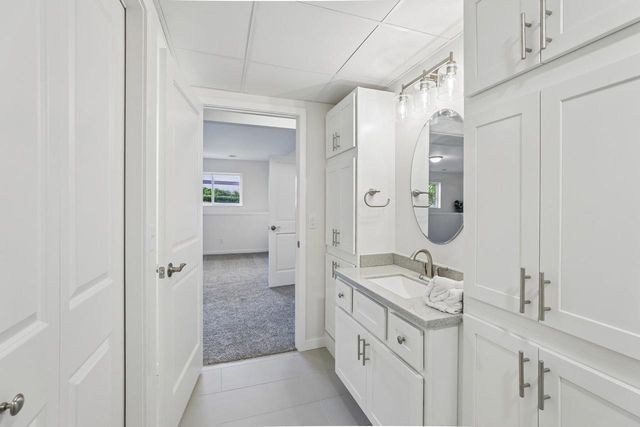 202 Michelle Lane, Cottage Grove, WI 53527