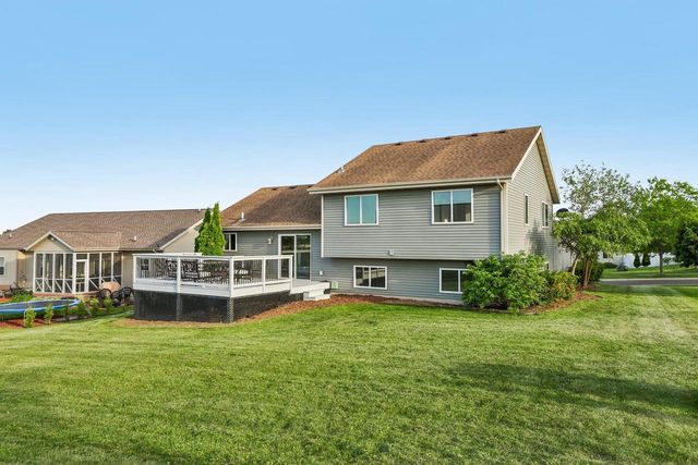 202 Michelle Lane, Cottage Grove, WI 53527