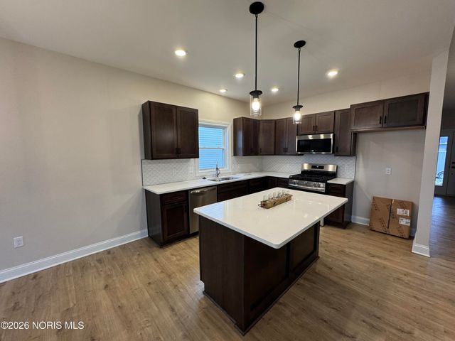 5021 Easton Drive, Oregon, OH 43616