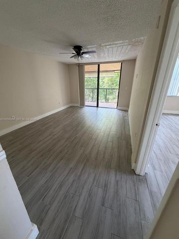 14421 N Kendall Dr 412M, Miami, FL 33186