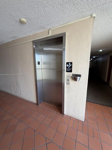 14421 N Kendall Dr 412M, Miami, FL 33186