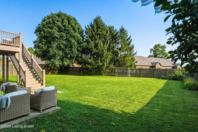 1125 Summit Dr, Shelbyville, KY 40065