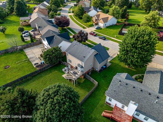 1125 Summit Dr, Shelbyville, KY 40065