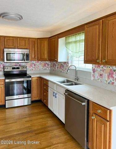1125 Summit Dr, Shelbyville, KY 40065