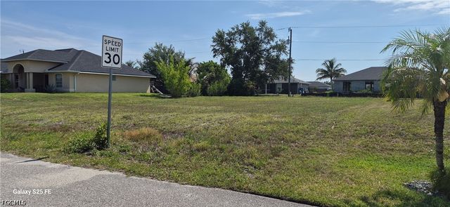 2501 NE 19th PL, Cape Coral, FL 33909