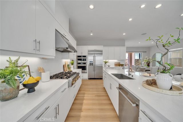 141 Edna, Lake Forest, CA 92630