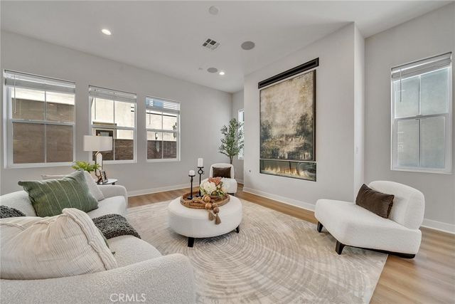 141 Edna, Lake Forest, CA 92630