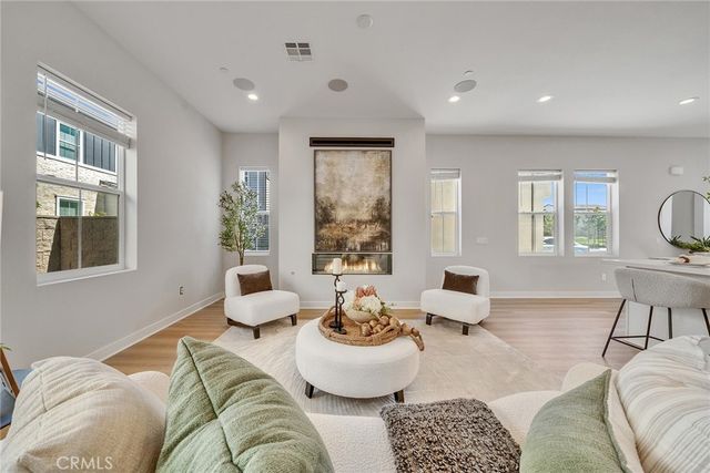 141 Edna, Lake Forest, CA 92630