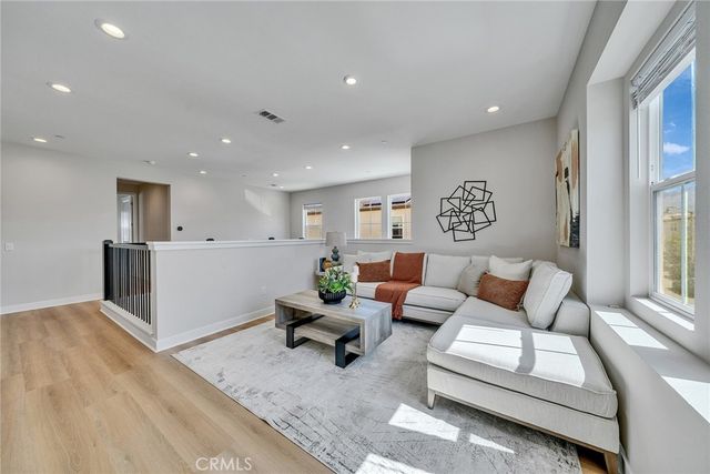 141 Edna, Lake Forest, CA 92630