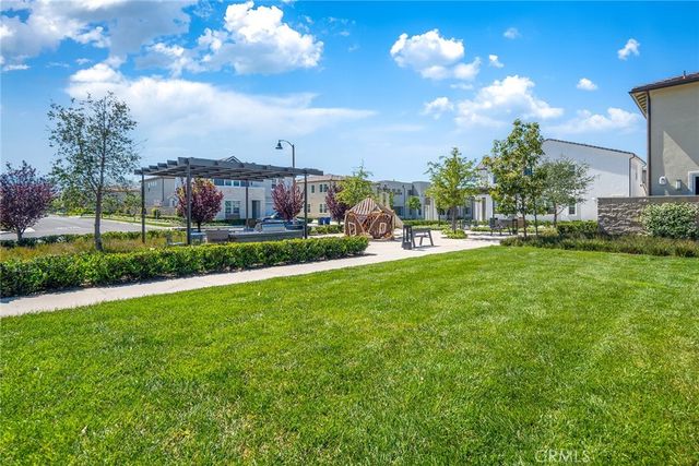 141 Edna, Lake Forest, CA 92630