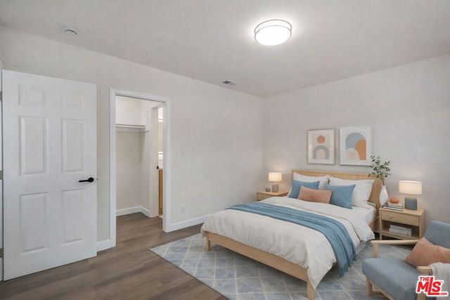 4933 W 20th Street, Los Angeles, CA 90016