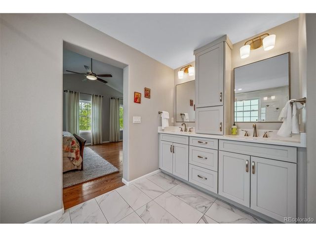 6340 W Alamo Dr, Littleton, CO 80123