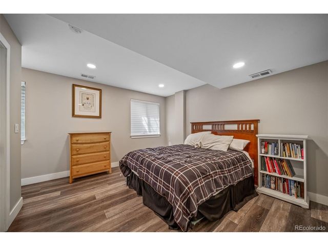 6340 W Alamo Dr, Littleton, CO 80123