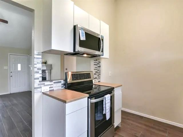 520 Post Oak Lane, Burleson, TX 76028