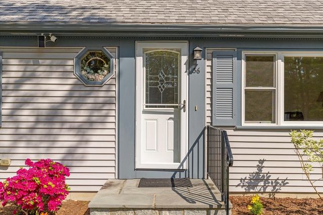 36 Mooring Dr, Barnstable, MA 02635
