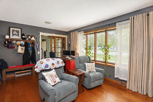 2869 Dartmouth Drive, Janesville, WI 53548