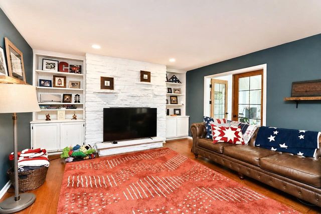 2869 Dartmouth Drive, Janesville, WI 53548