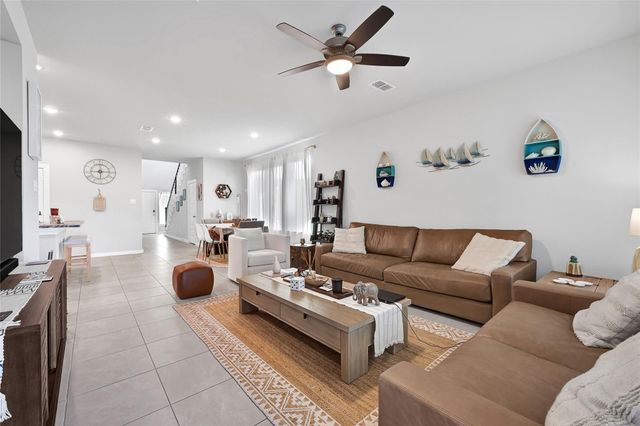 7214 Clearwater Cove Drive, Cypress, TX 77433