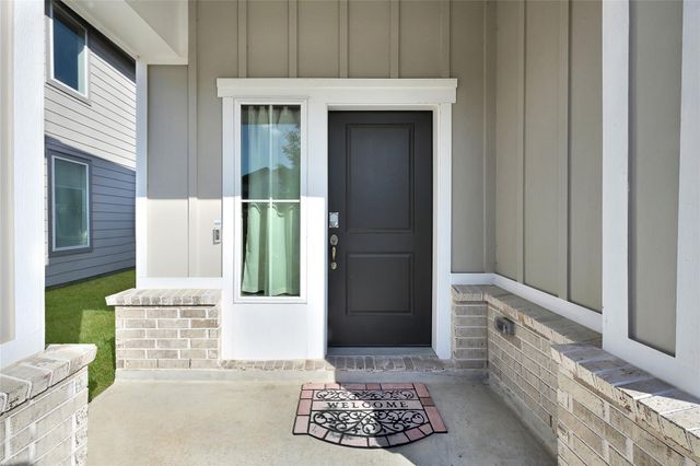 7214 Clearwater Cove Drive, Cypress, TX 77433