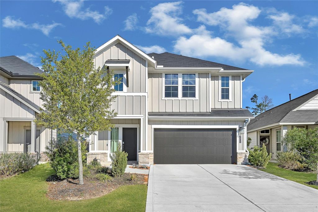 7214 Clearwater Cove Drive, Cypress, TX 77433