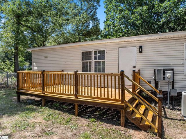 139 Blue Ridge Road, Campobello, SC 29322