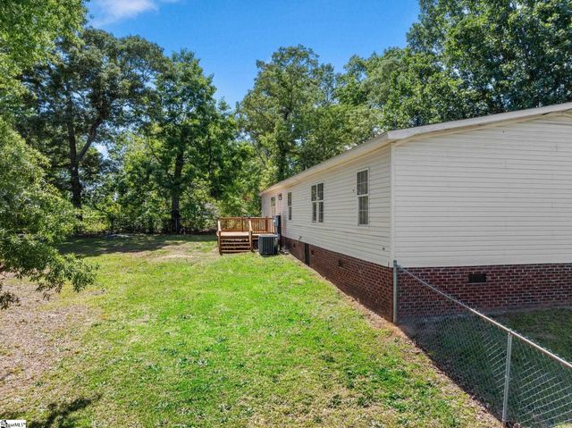 139 Blue Ridge Road, Campobello, SC 29322