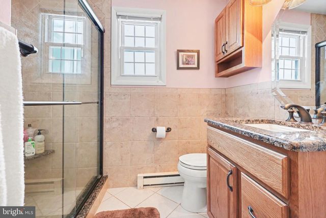 236 GRANDVIEW RD, Hummelstown, PA 17036