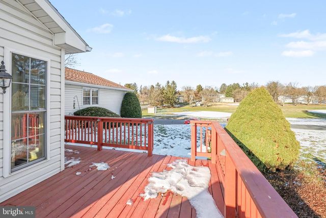 236 GRANDVIEW RD, Hummelstown, PA 17036