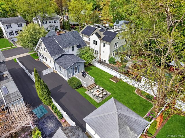 94 Hastings Avenue, Croton-on-hudson, NY 10520