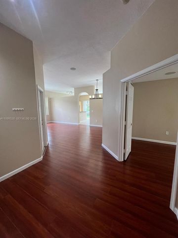 15624 SW 52nd Ct, Miramar, FL 33027