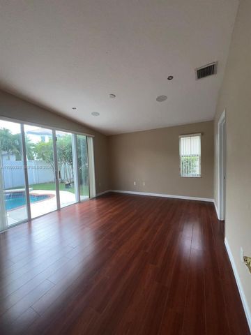 15624 SW 52nd Ct, Miramar, FL 33027