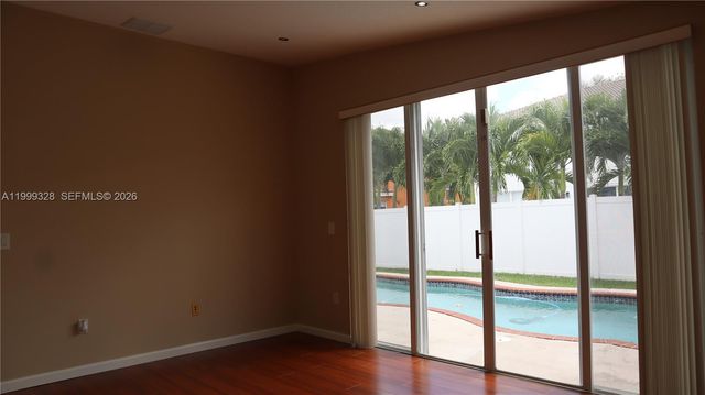 15624 SW 52nd Ct, Miramar, FL 33027