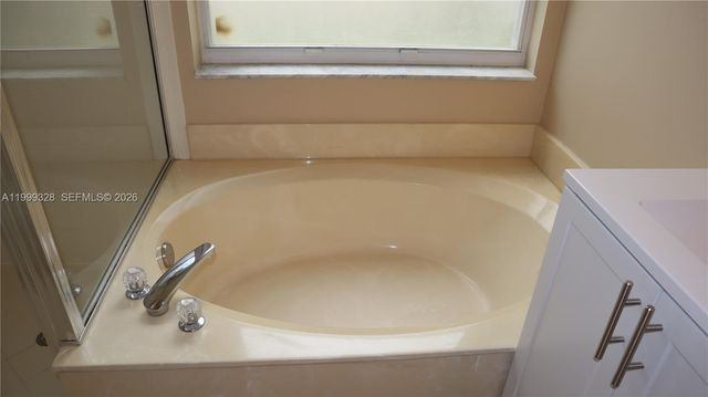 15624 SW 52nd Ct, Miramar, FL 33027