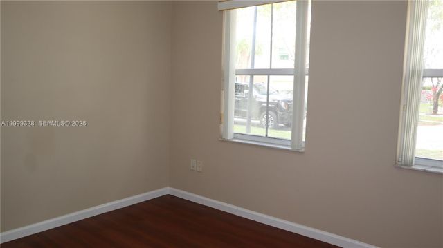 15624 SW 52nd Ct, Miramar, FL 33027