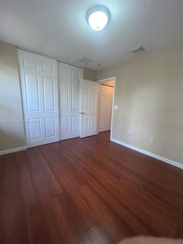 15624 SW 52nd Ct, Miramar, FL 33027