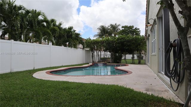 15624 SW 52nd Ct, Miramar, FL 33027