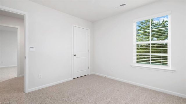 626 Beechwood Circle, Thomasville, NC 27360