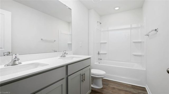 626 Beechwood Circle, Thomasville, NC 27360