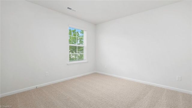 626 Beechwood Circle, Thomasville, NC 27360